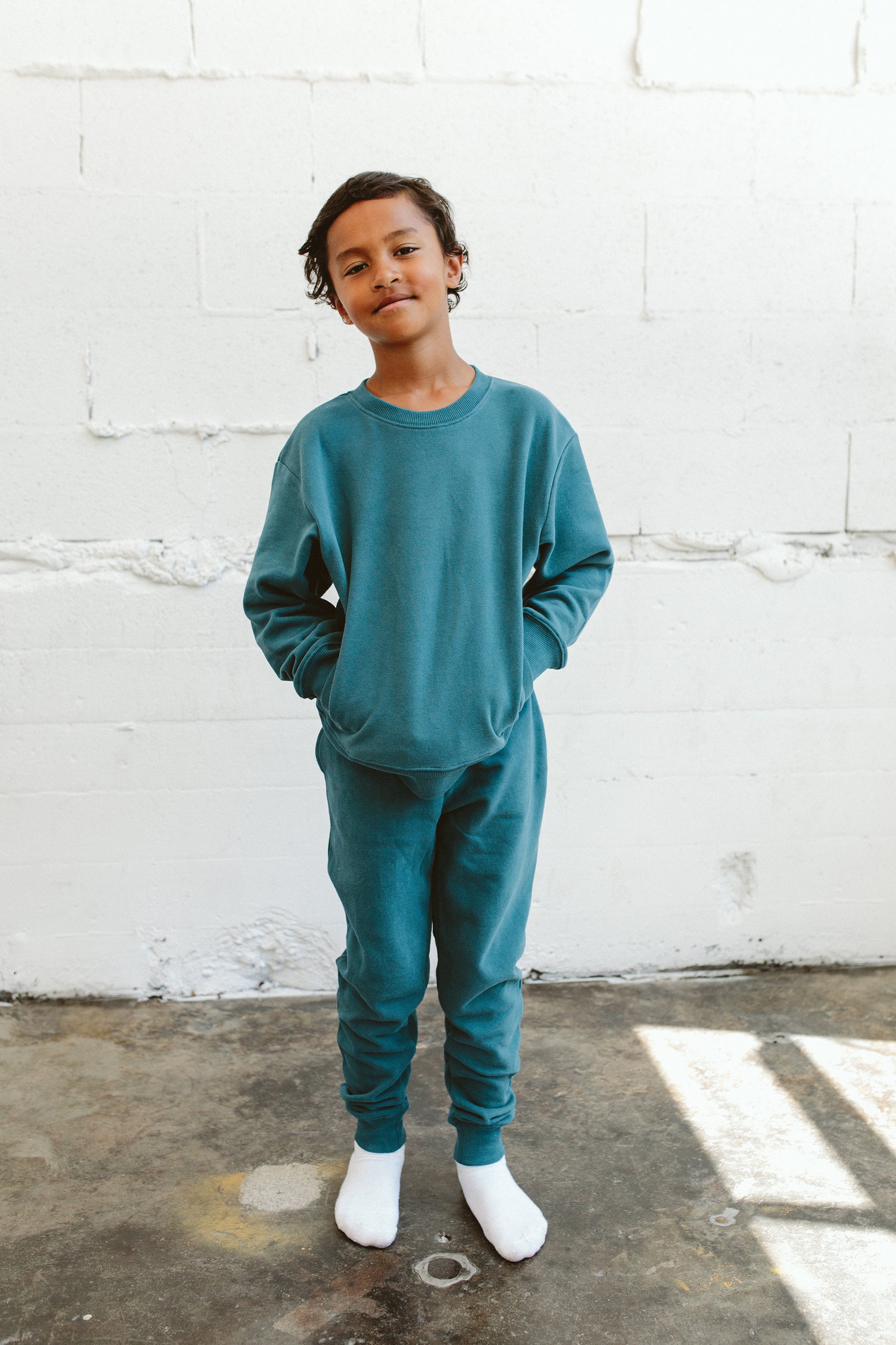 Goumi Kids HUDSON French Terry Sweatsuit Set – lifestyle