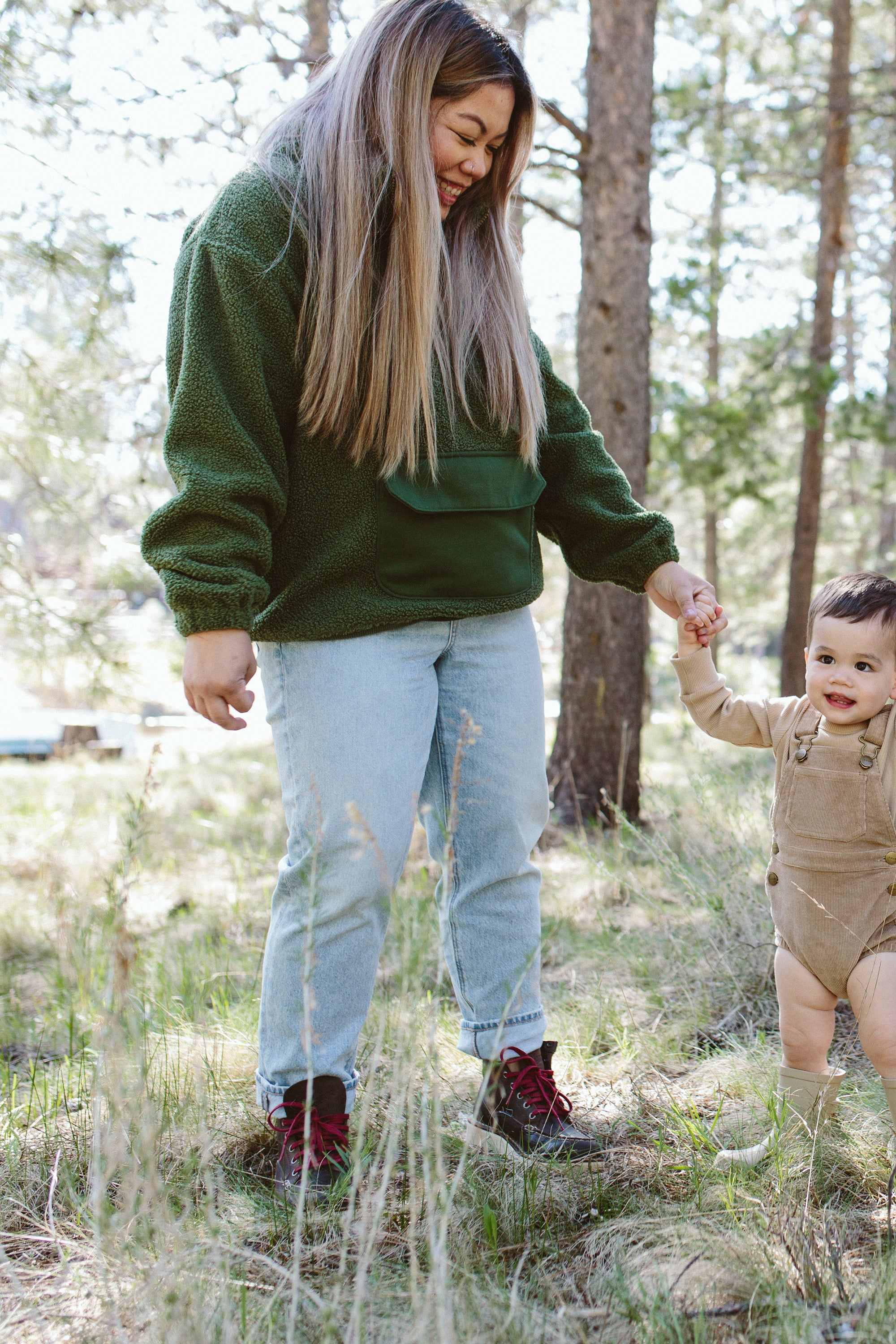Goumi Kids SPRUCE Adult Sherpa Zip Pullover – detail view