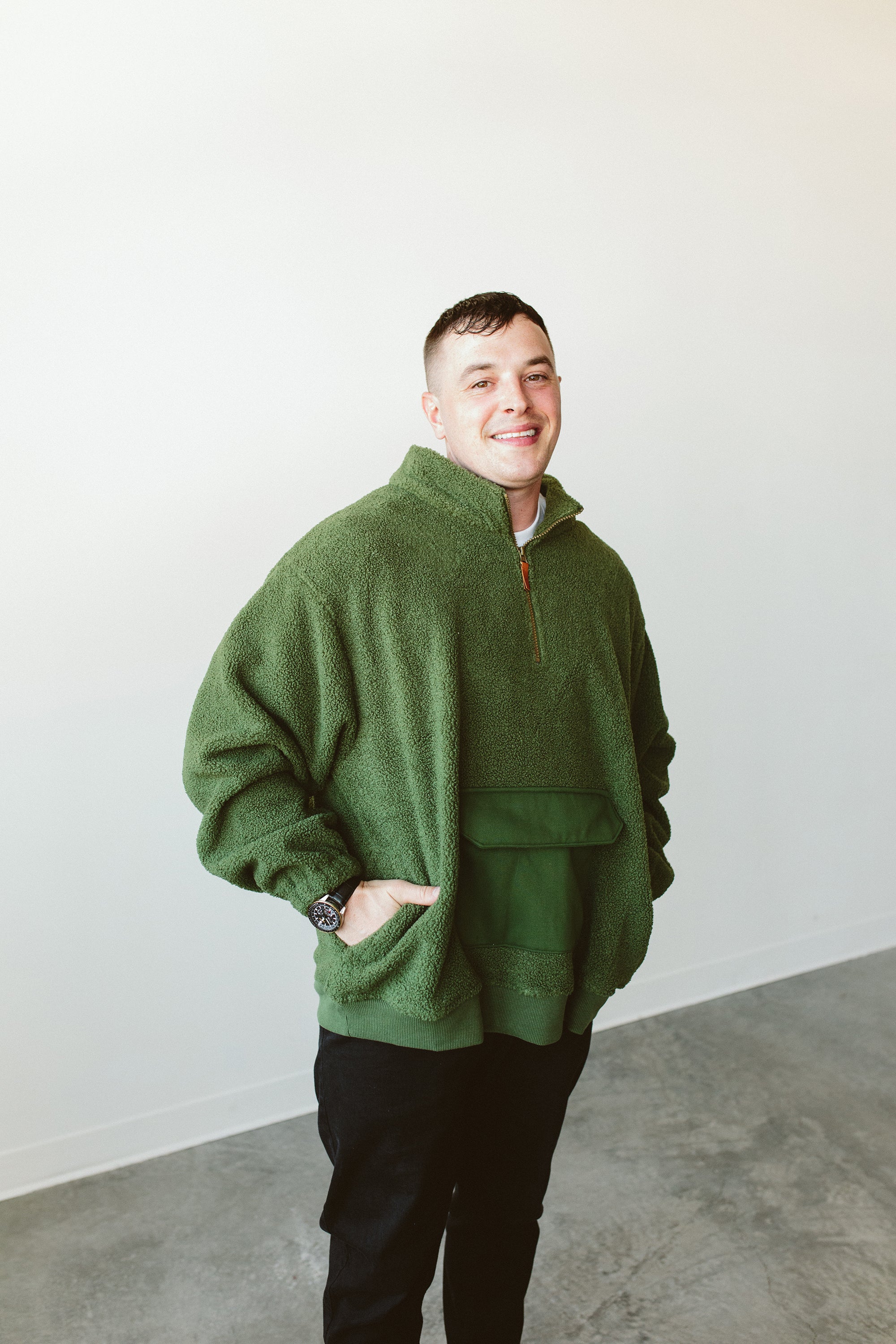 Goumi Kids SPRUCE Adult Sherpa Zip Pullover – detail view