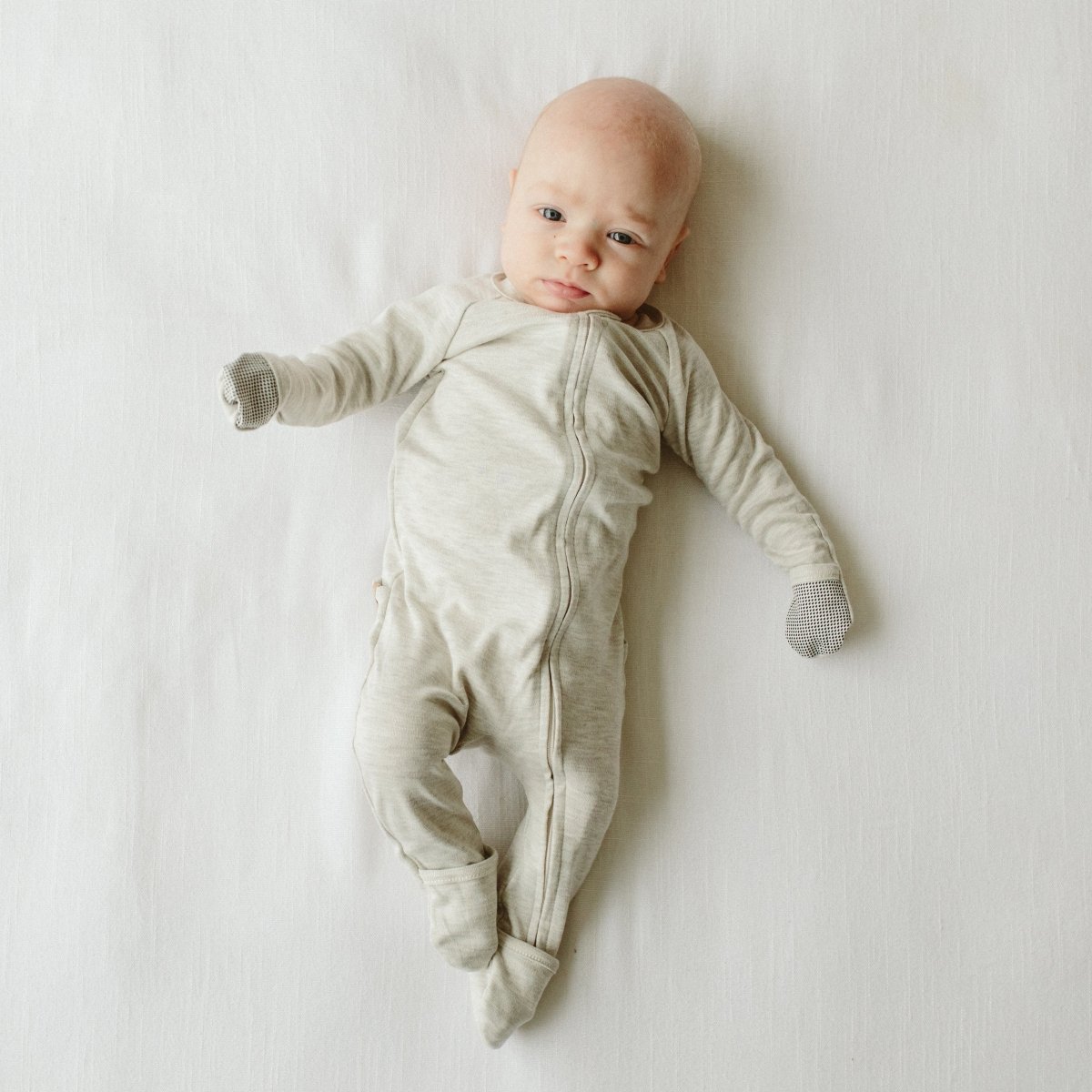 Goumi Kids STORM GRAY Grow With You Baby Footie Snug Fit – bamboo viscose organic cotton blend – detail
