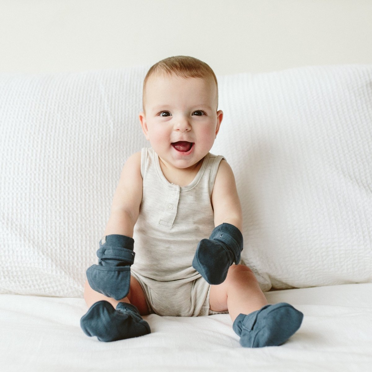 Goumi Kids MIDNIGHT Preemie Stay-On Baby Boots – organic cotton NICU approved – lifestyle