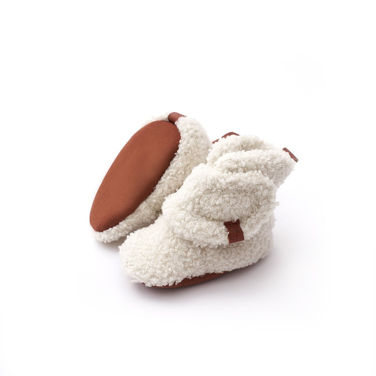 Goumi Kids ALABASTER Stay-On Sherpa Baby Boots – cozy soft sole newborn booties