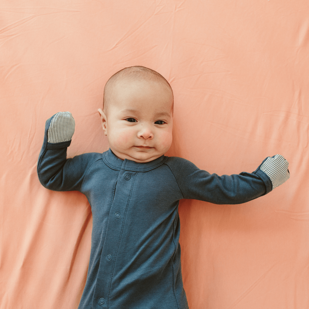 Goumi Kids MIDNIGHT Convertible Sleeper Baby Gown – patented, bamboo viscose organic cotton blend – detail view