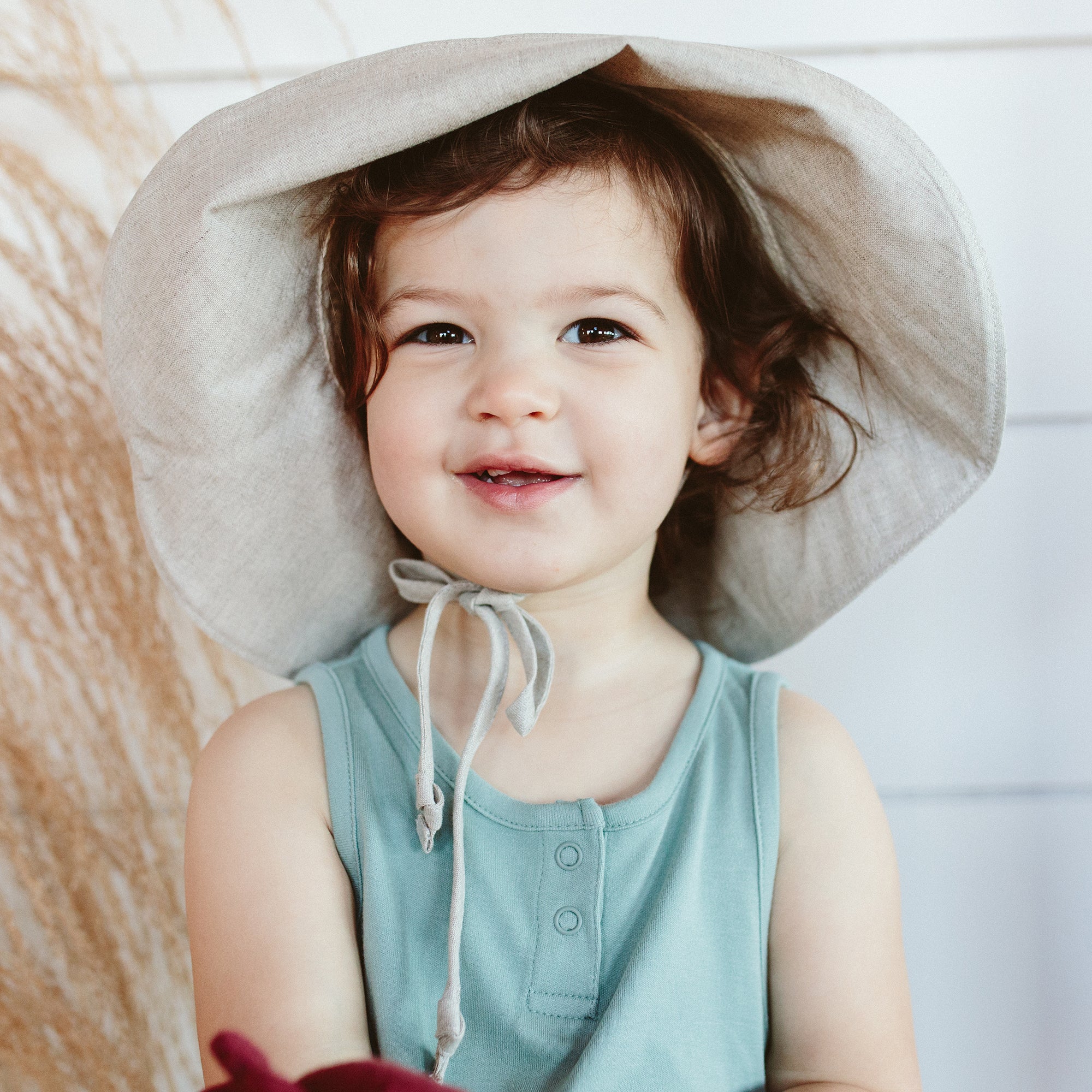 SUNBONNET | STORM GRAY