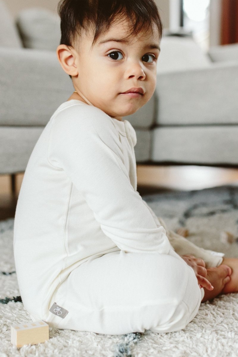 Goumi Kids CLOUD Grow With You Zipper Jumpsuit – bamboo organic cotton – on baby