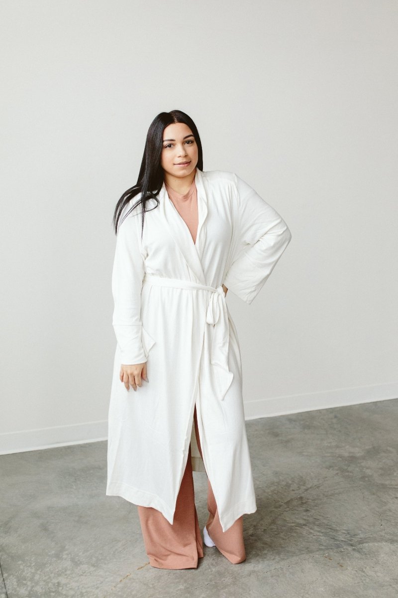 Goumi Kids CLOUD TERRY Women's Robe – soft bamboo organic cotton robe – detail view