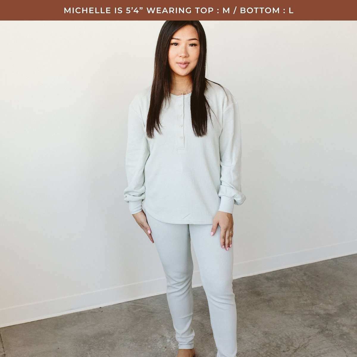 WOMENS SEPARATES BOTTOMS in pale stone thermal fabric, shown as soft solid-colour jogger pants with a relaxed fit